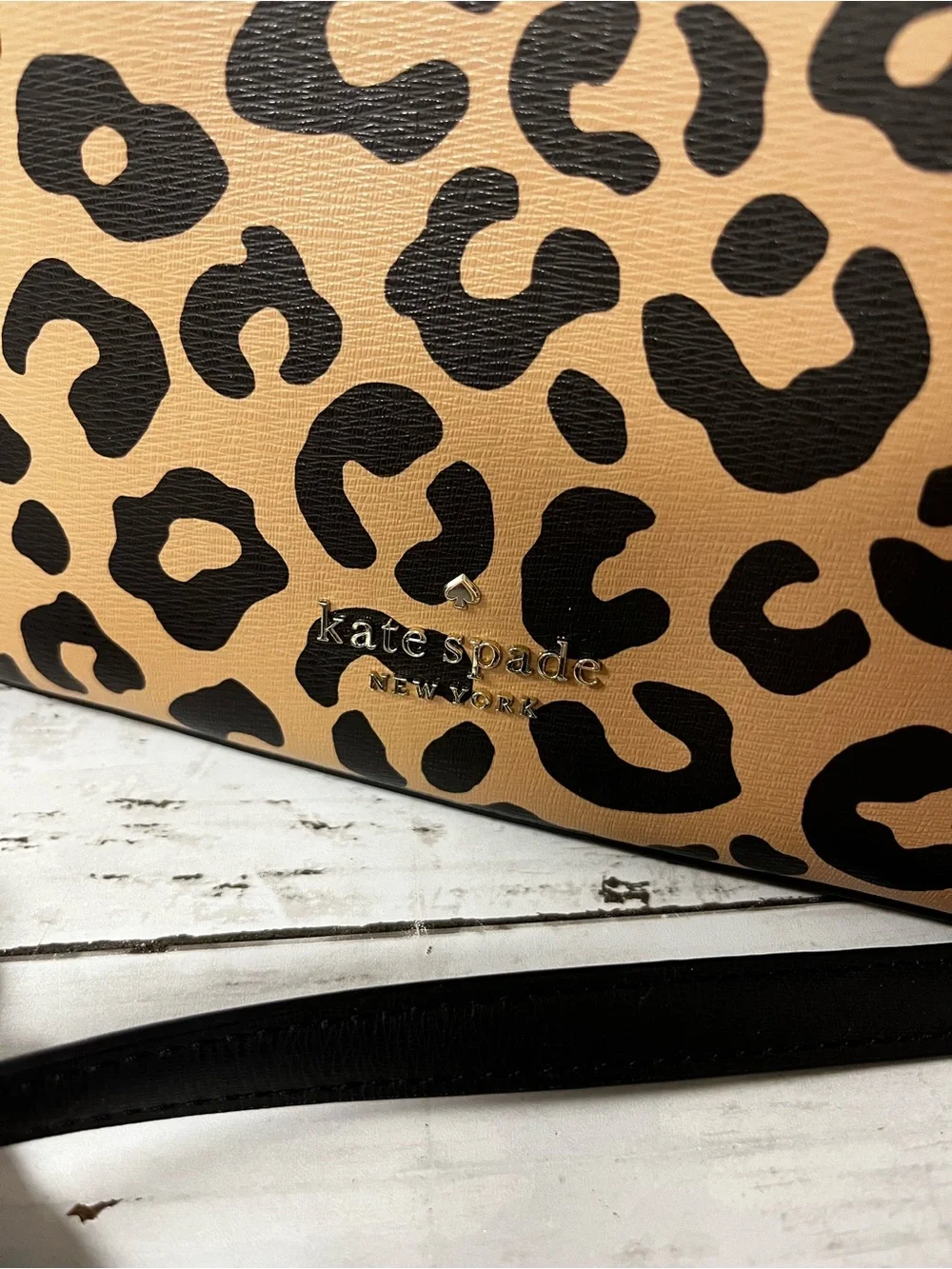 Kate Spade Darcy Graphic Leopard Small Bucket Bag